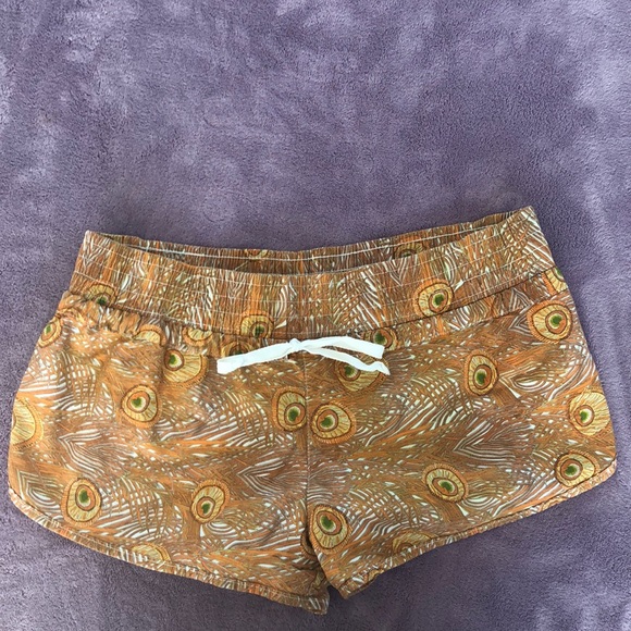 Shorts - Picture 1 of 3